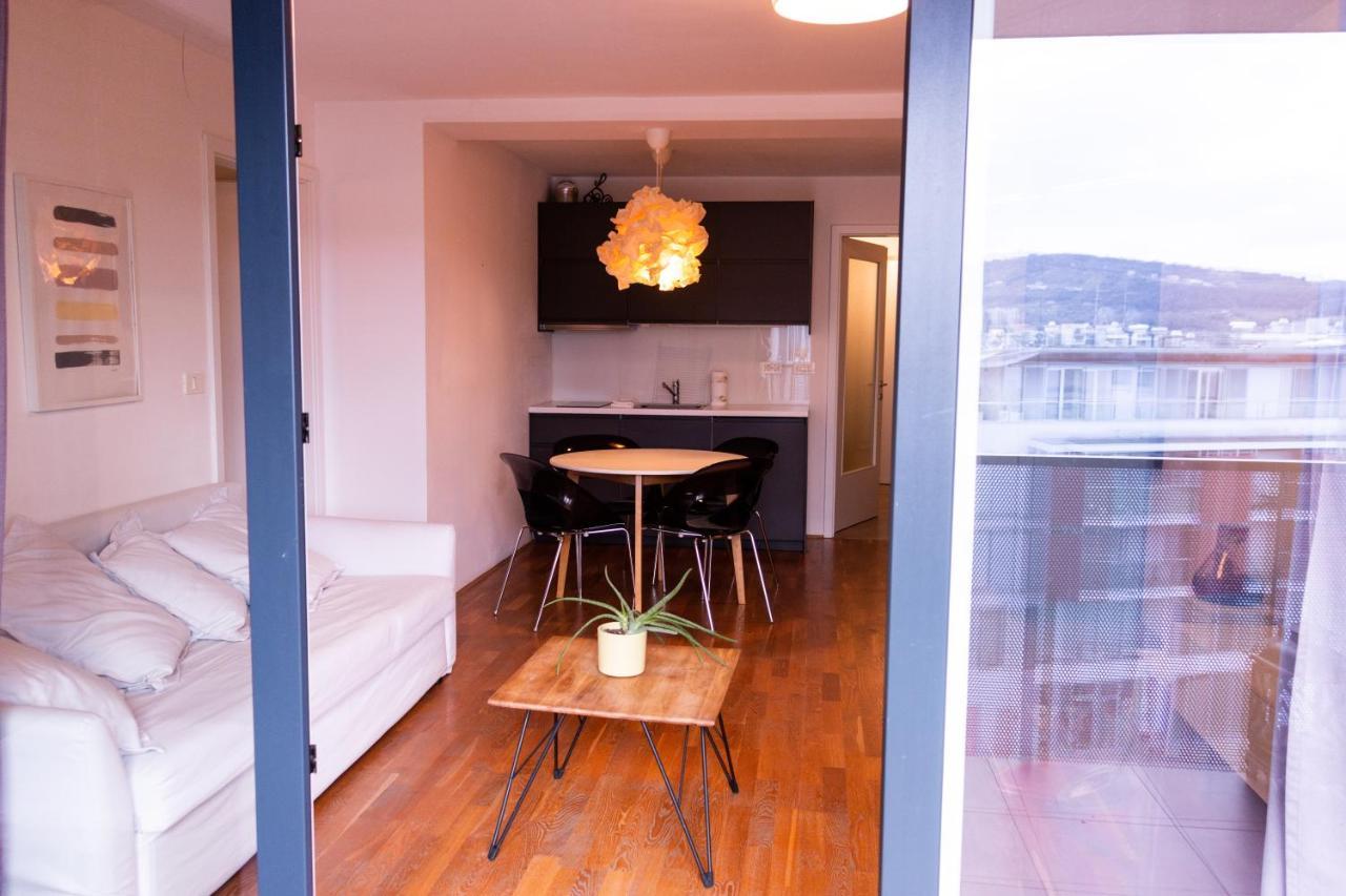Apartment Ema Koper Luaran gambar