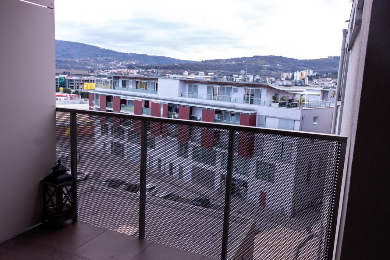Apartment Ema Koper Luaran gambar